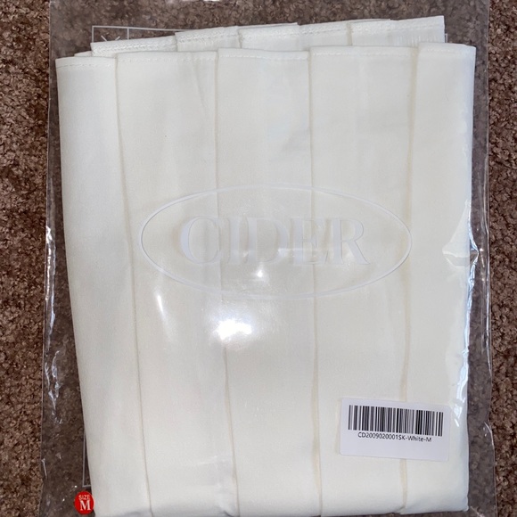 ‼️SOLD‼️go with the flow skater skirt - Picture 3 of 3